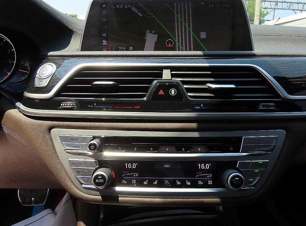 BMW 7시리즈 740Li xDrive M SPORT 스포츠 사진 13
