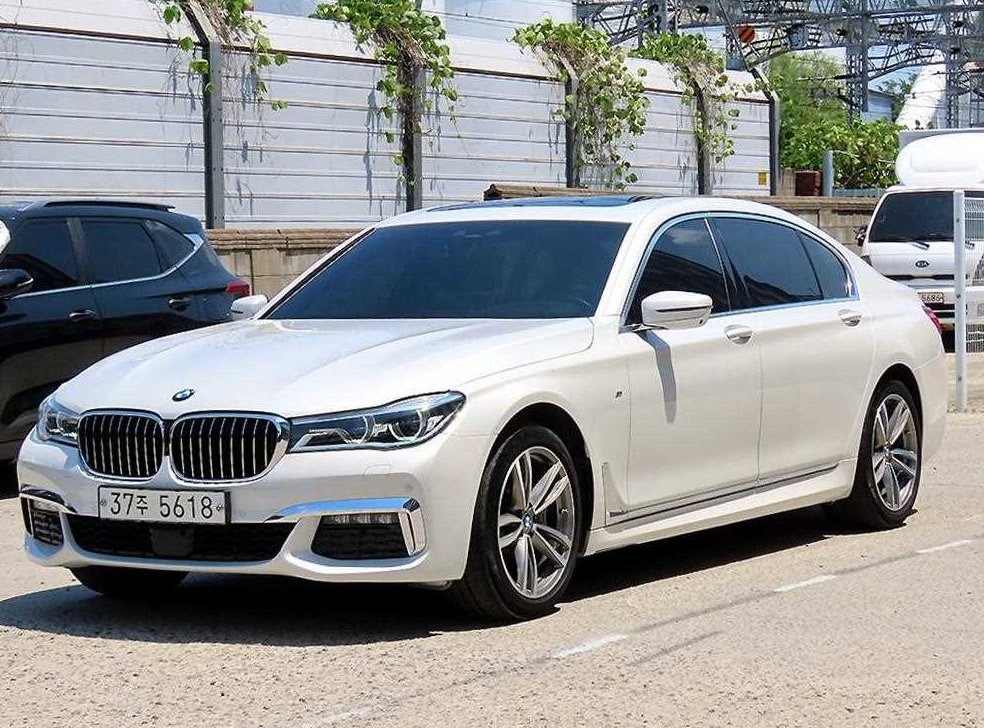 BMW 7시리즈 740Li xDrive M SPORT 스포츠 사진 2