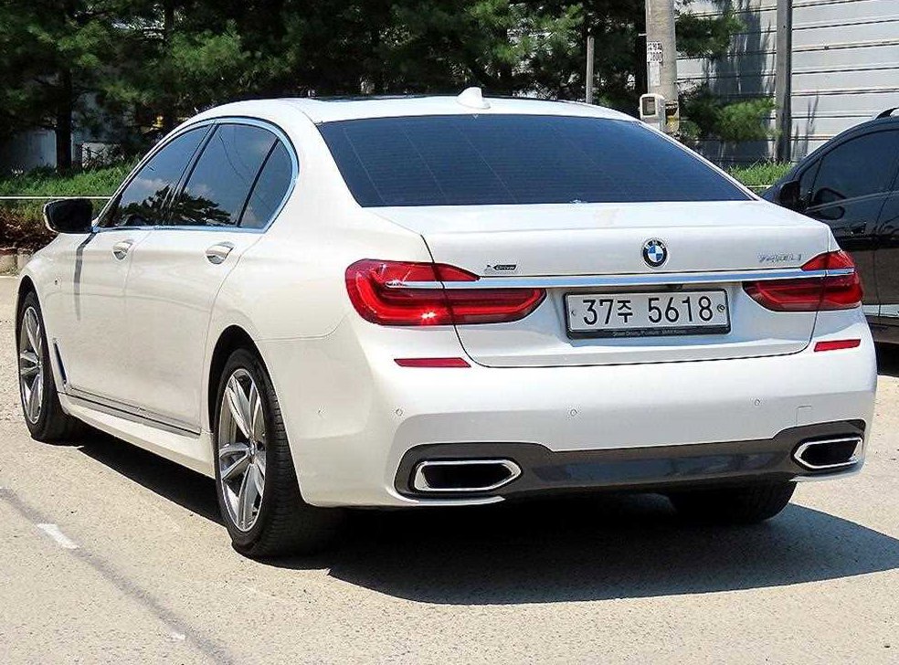 BMW 7시리즈 740Li xDrive M SPORT 스포츠 사진 3