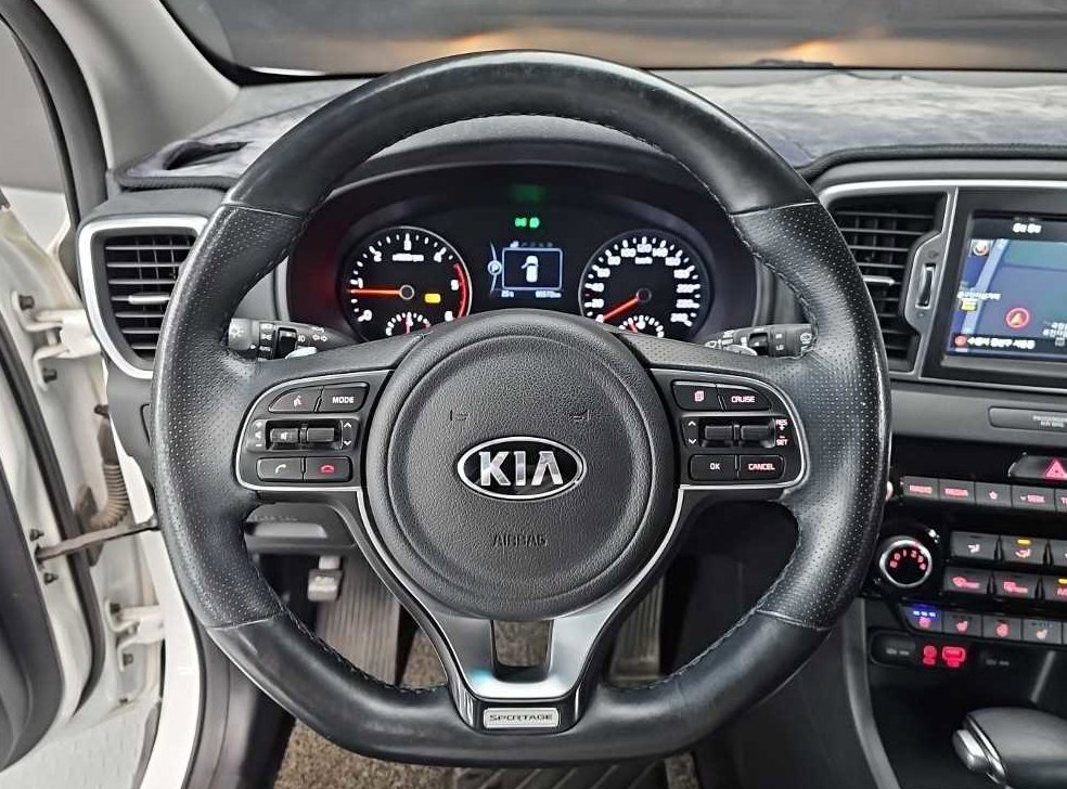 기아 스포티지 디젤 2.0 2WD 프레스티지 사진 9