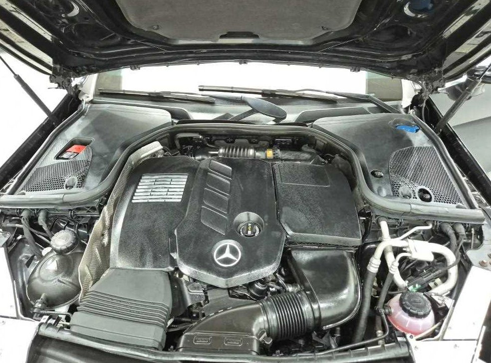벤츠 CLS 클래스 CLS 300d 4MATIC 사진 5