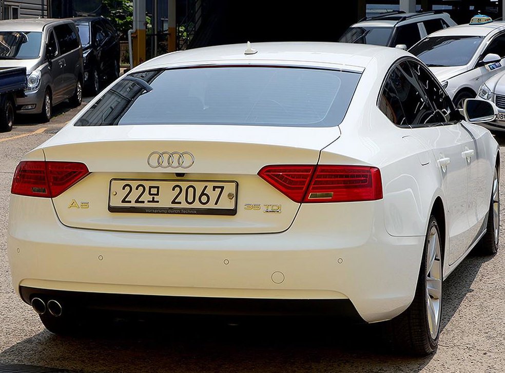 아우디 A5 35 TDI 콰트로 스포츠백 사진 4