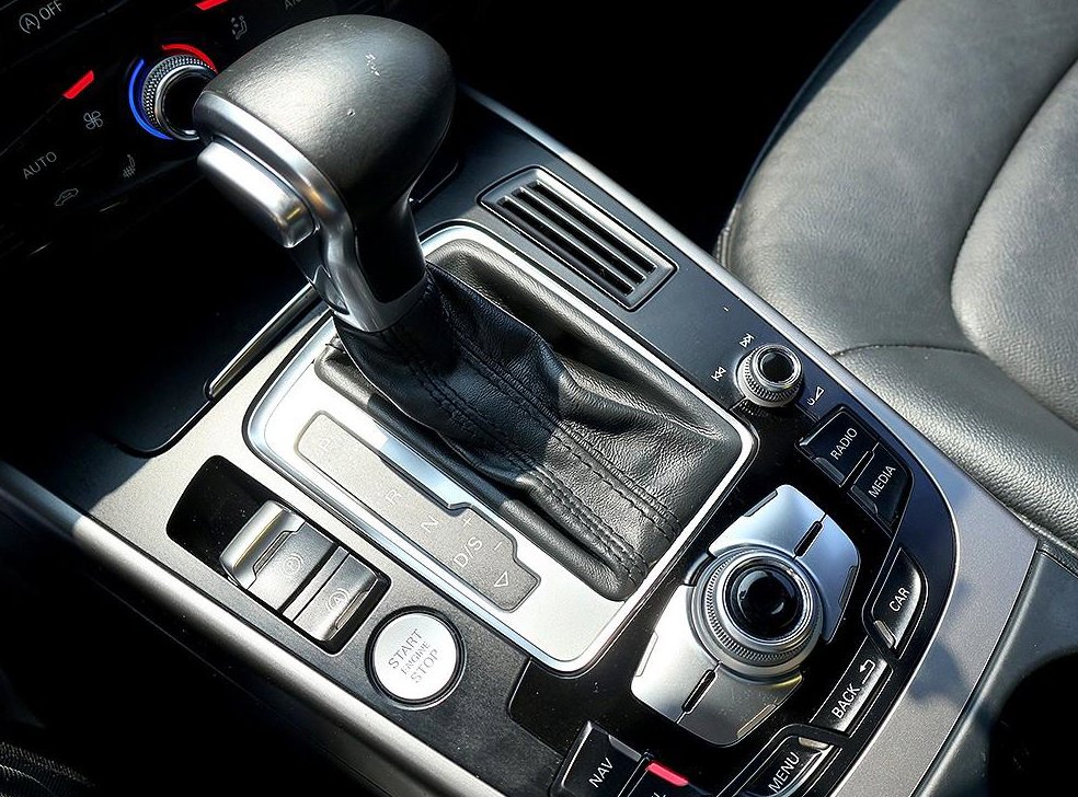 아우디 A5 35 TDI 콰트로 스포츠백 사진 7