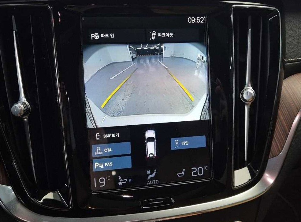 볼보 V60 2.0 B5 프로 AWD 사진 15