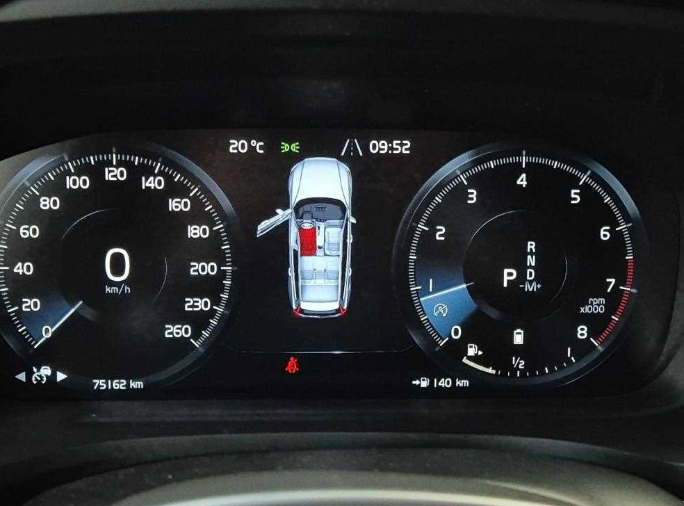 볼보 V60 2.0 B5 프로 AWD 사진 6