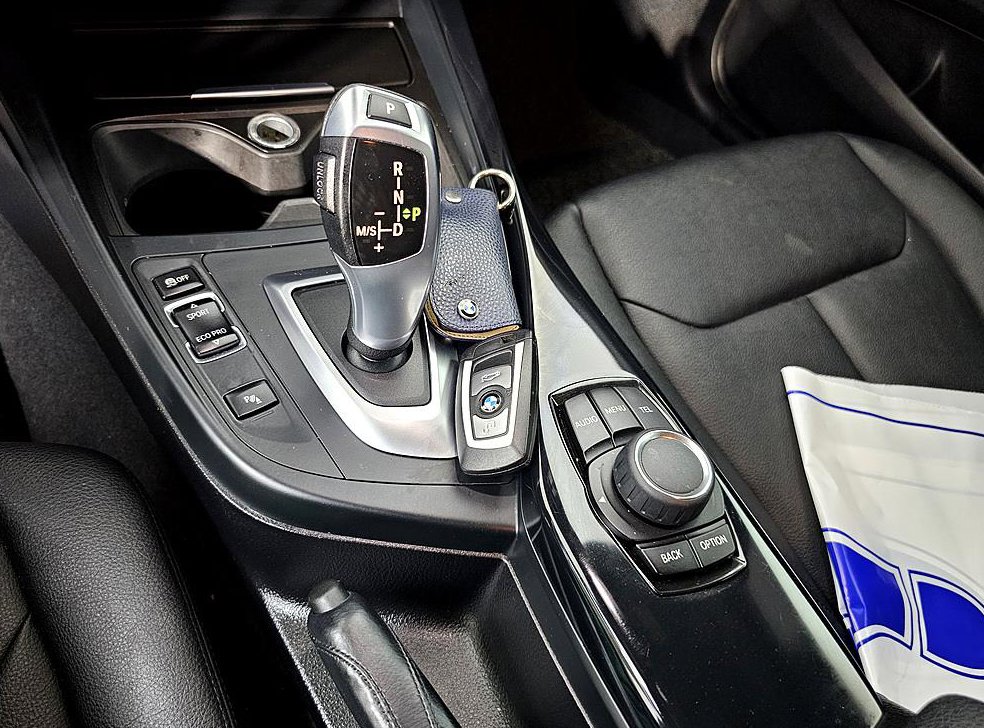 BMW 1시리즈 118d 어반 팩 1 사진 16