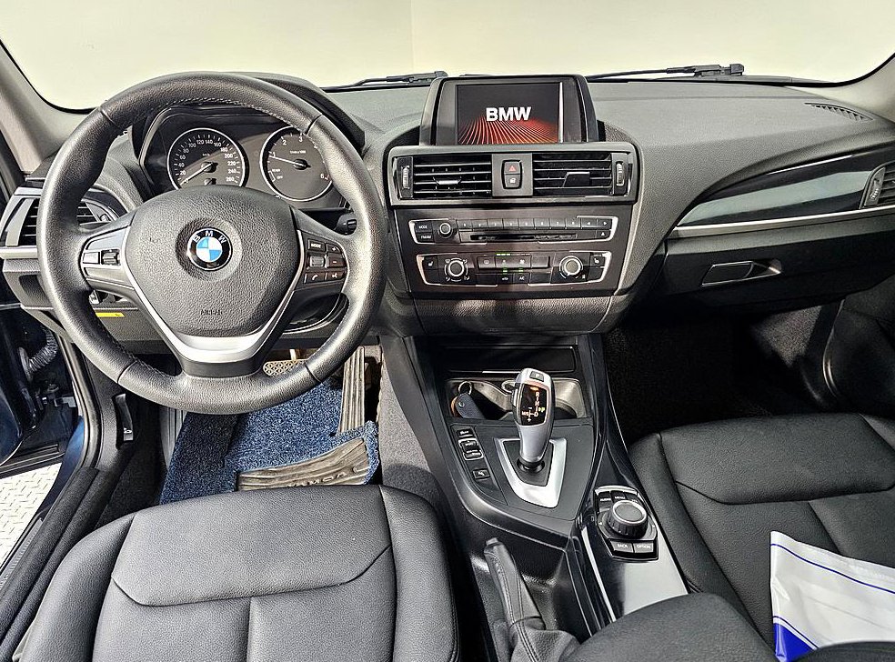 BMW 1시리즈 118d 어반 팩 1 사진 5