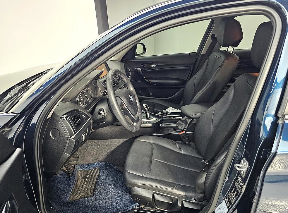 BMW 1시리즈 118d 어반 팩 1 사진 8