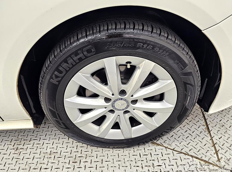 벤츠 B 클래스 (MY B) B200 CDI 블루이피션시 사진 20