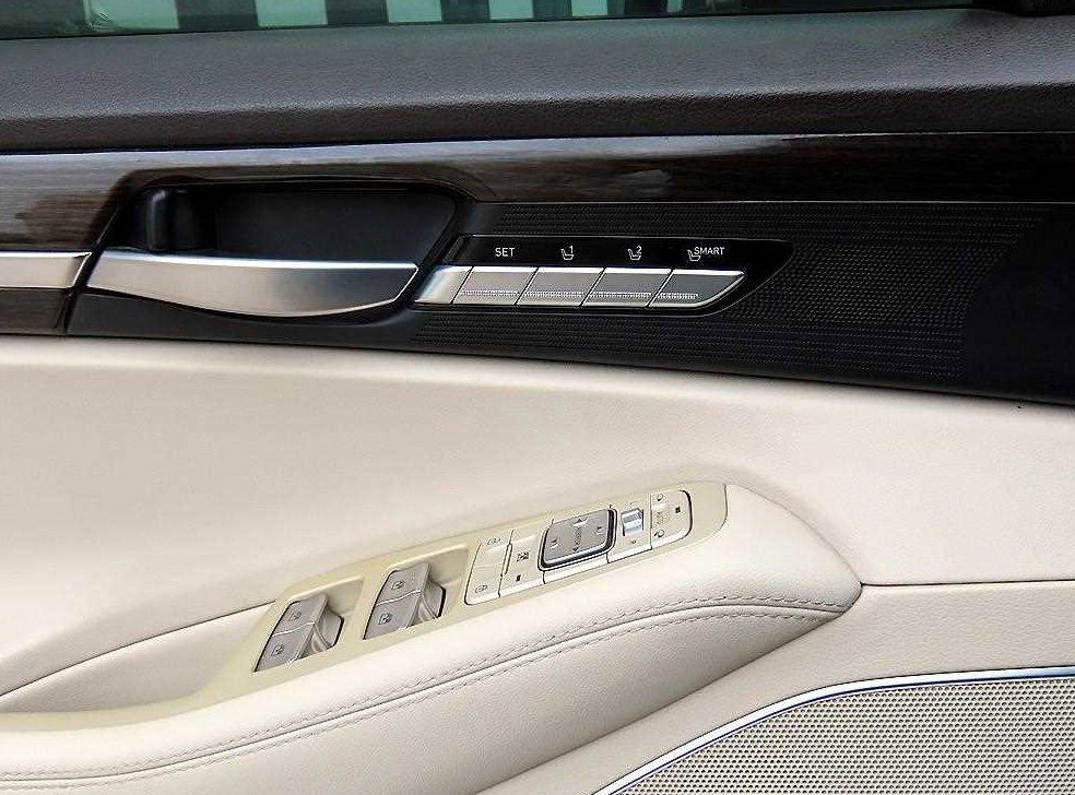 제네시스 EQ900 3.3 T-GDI AWD 사진 11