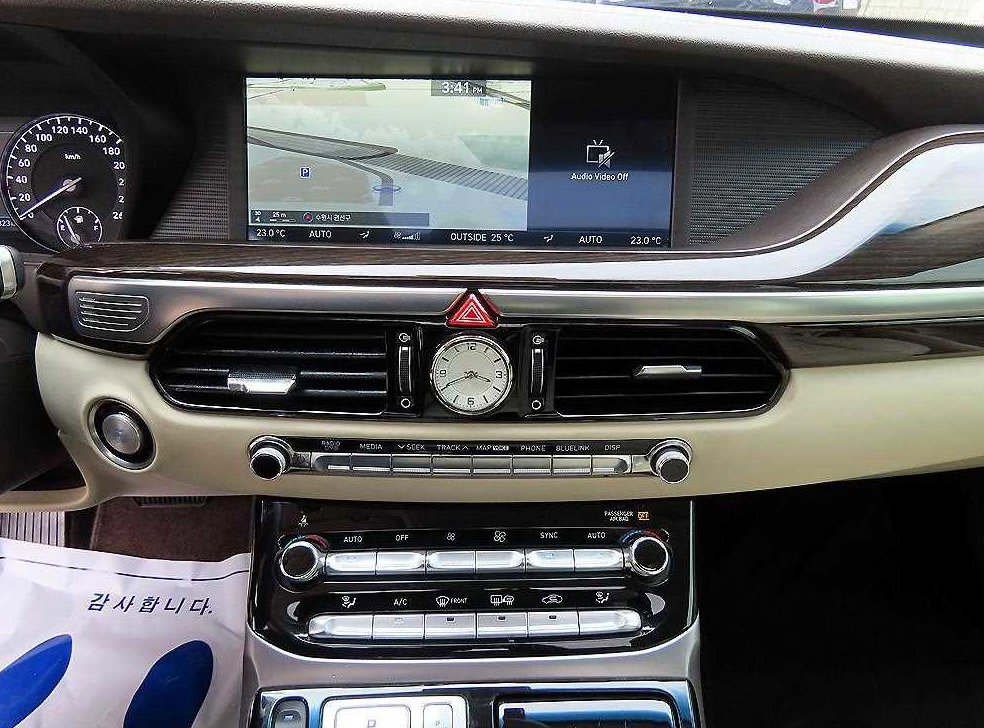 제네시스 EQ900 3.3 T-GDI AWD 사진 13