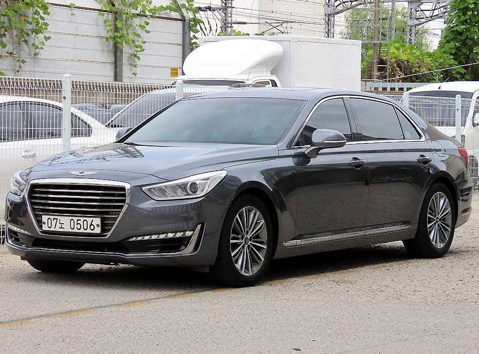 제네시스 EQ900 3.3 T-GDI AWD 사진 3