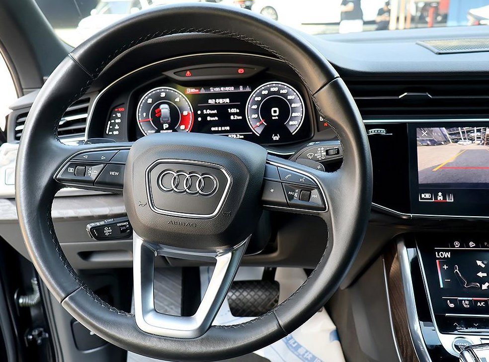 아우디 Q7 45 TDI 콰트로 프리미엄 사진 8
