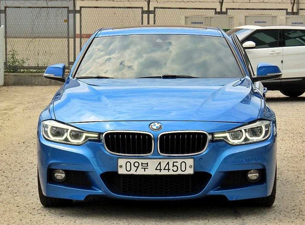 BMW 3시리즈 330i M 스포츠