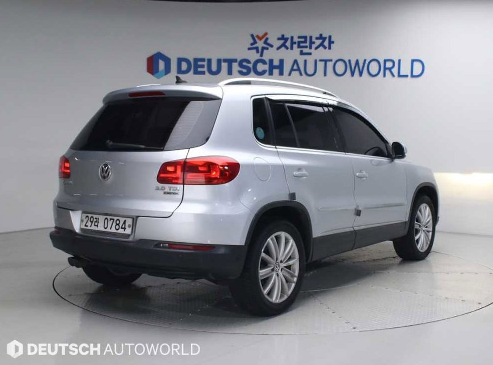 폭스바겐 티구안 2.0 TDI 프리미엄 사진 2