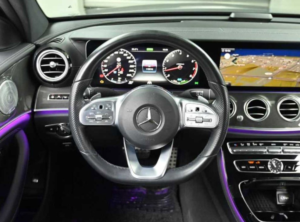 벤츠 E 클래스 E350 4MATIC AMG LINE 사진 13