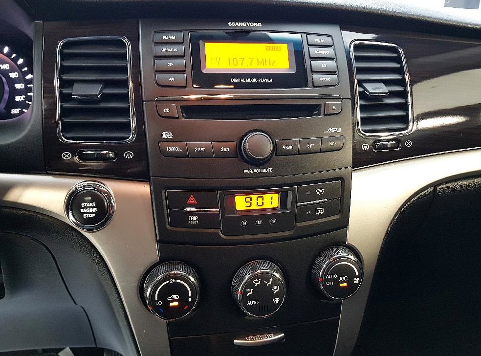 KG모빌리티(쌍용)  코란도 CLUBBY 4WD 사진 14