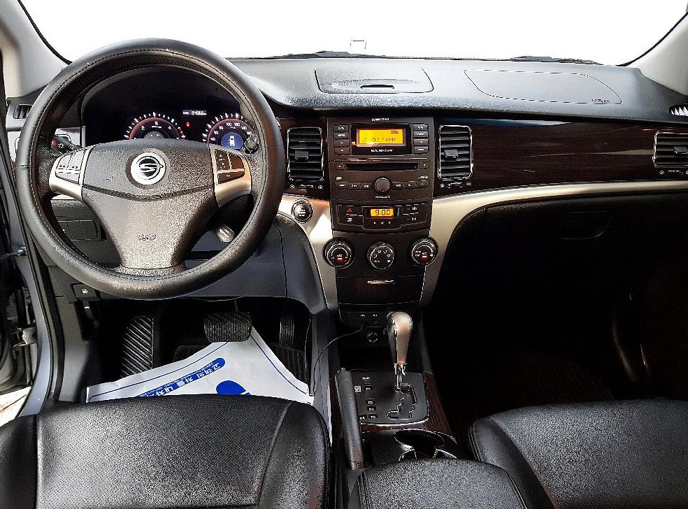 KG모빌리티(쌍용)  코란도 CLUBBY 4WD 사진 5