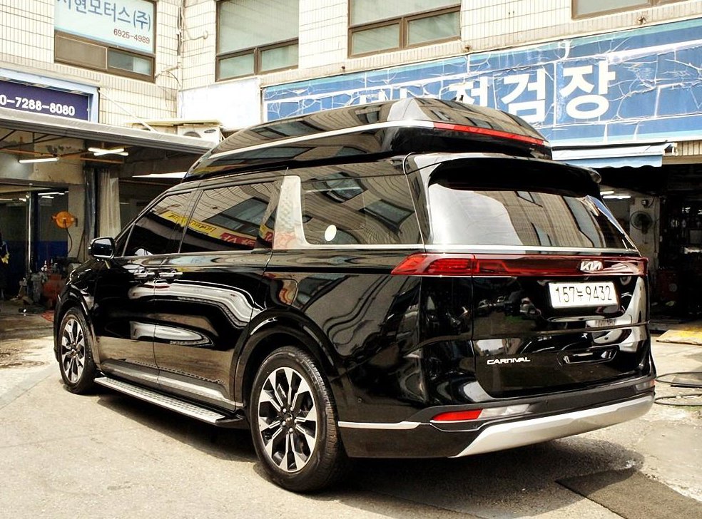 기아 카니발 디젤 9인승 하이리무진 시그니처 사진 4
