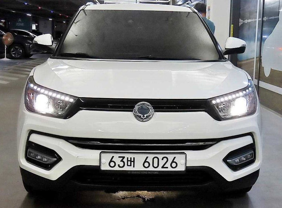 KG모빌리티(쌍용)  티볼리 2WD 가솔린 VX 사진 2
