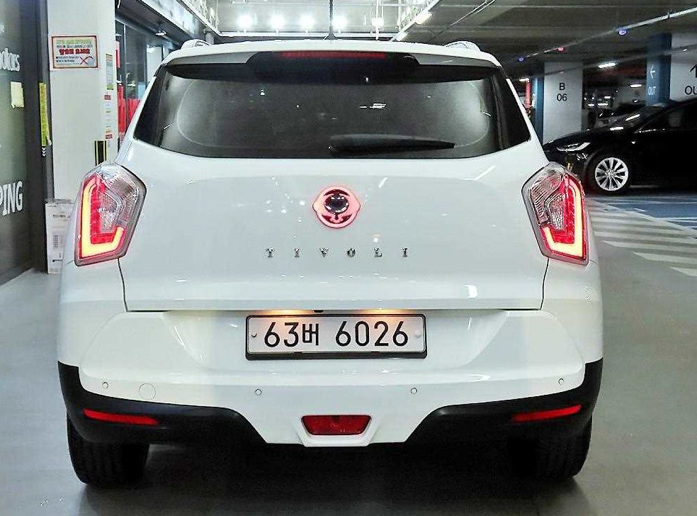 KG모빌리티(쌍용)  티볼리 2WD 가솔린 VX 사진 5