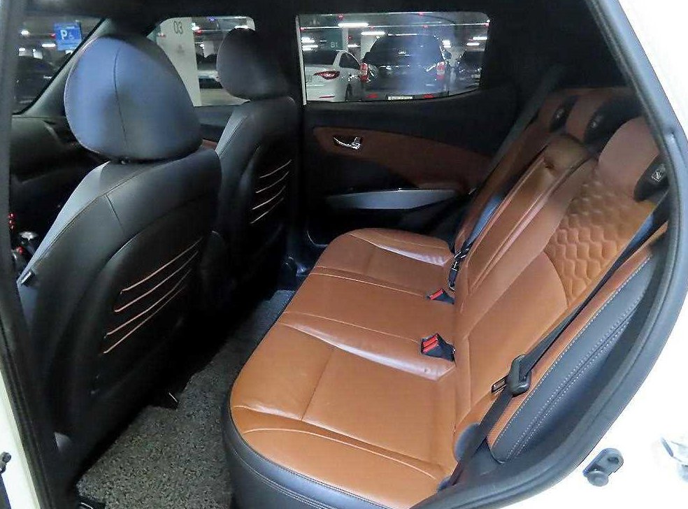 KG모빌리티(쌍용)  티볼리 2WD 가솔린 VX 사진 7