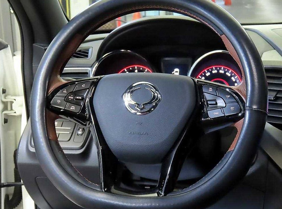 KG모빌리티(쌍용)  티볼리 2WD 가솔린 VX 사진 8