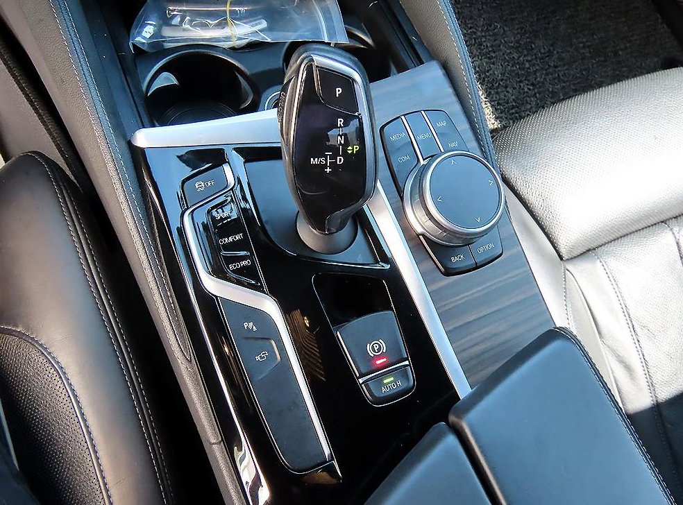 BMW 5시리즈 530i xDrive M 스포츠 플러스 사진 11