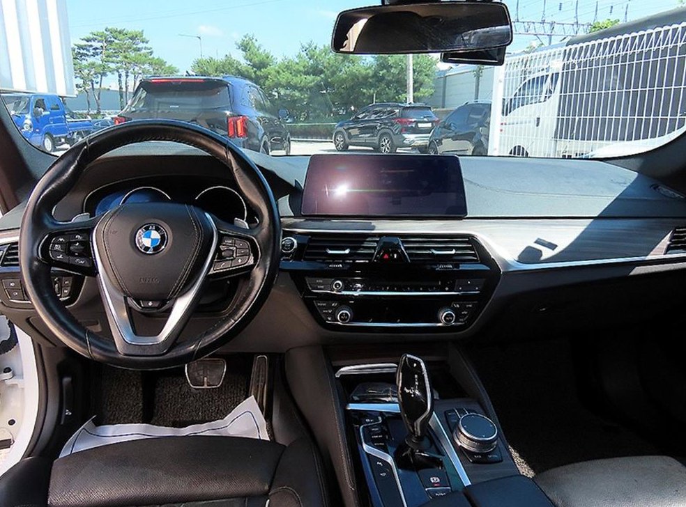 BMW 5시리즈 530i xDrive M 스포츠 플러스 사진 7