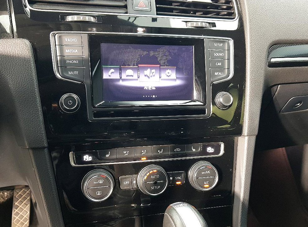 폭스바겐 골프 2.0 TDI 사진 12