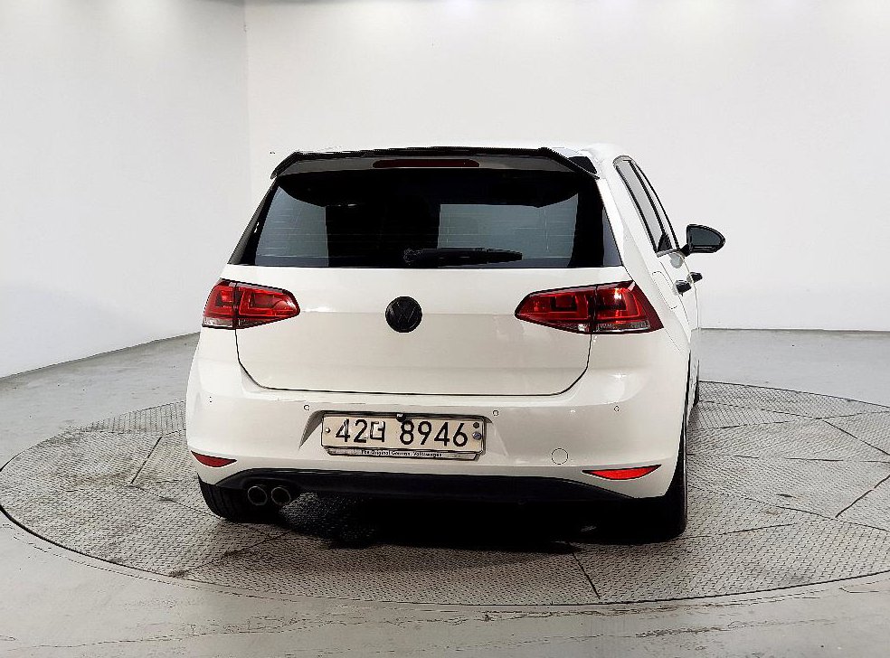 폭스바겐 골프 2.0 TDI 사진 3