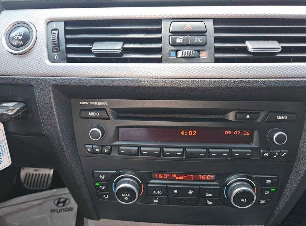 BMW 3시리즈 320d 세단 M 스포츠 사진 10