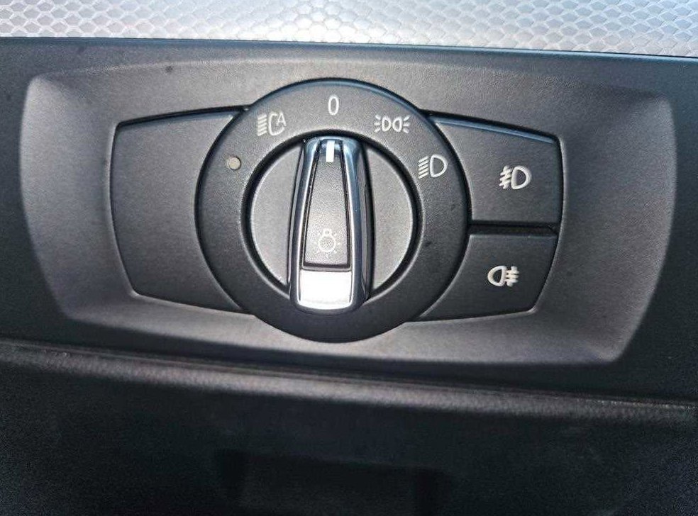 BMW 3시리즈 320d 세단 M 스포츠 사진 12