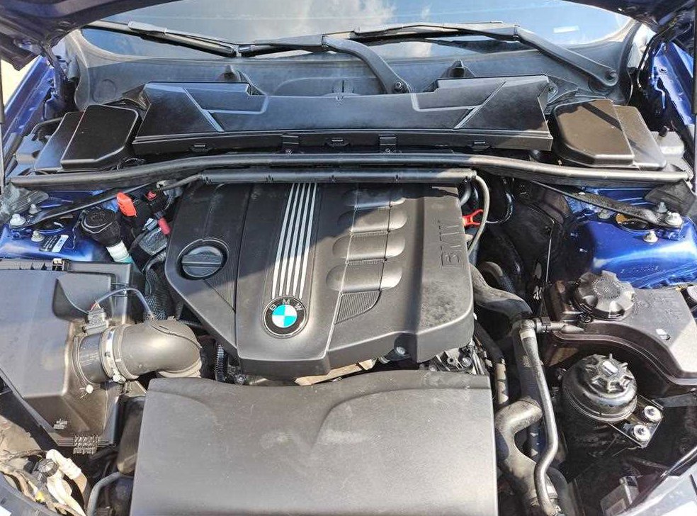 BMW 3시리즈 320d 세단 M 스포츠 사진 6