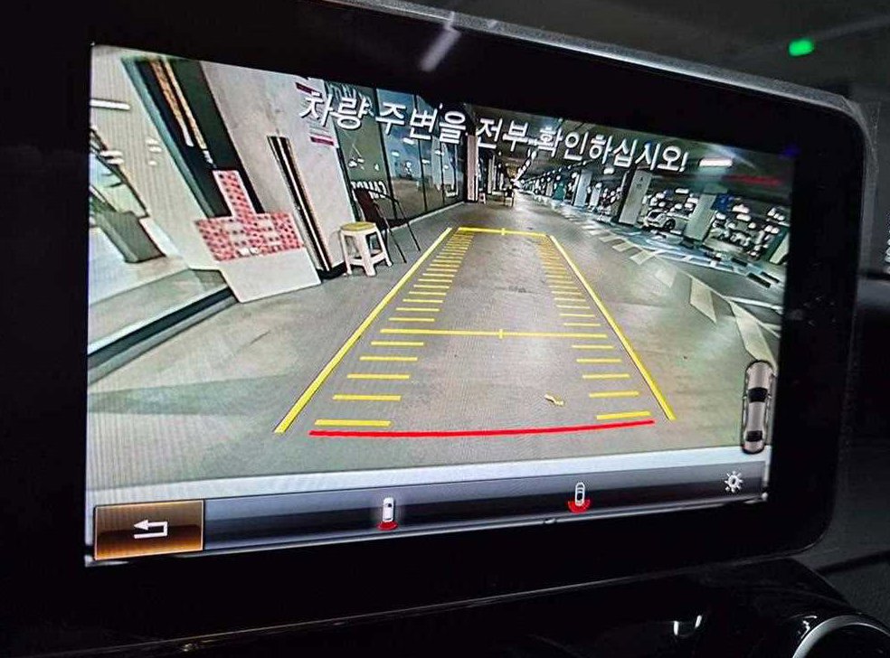 벤츠 C 클래스 C200 아방가르드 사진 13