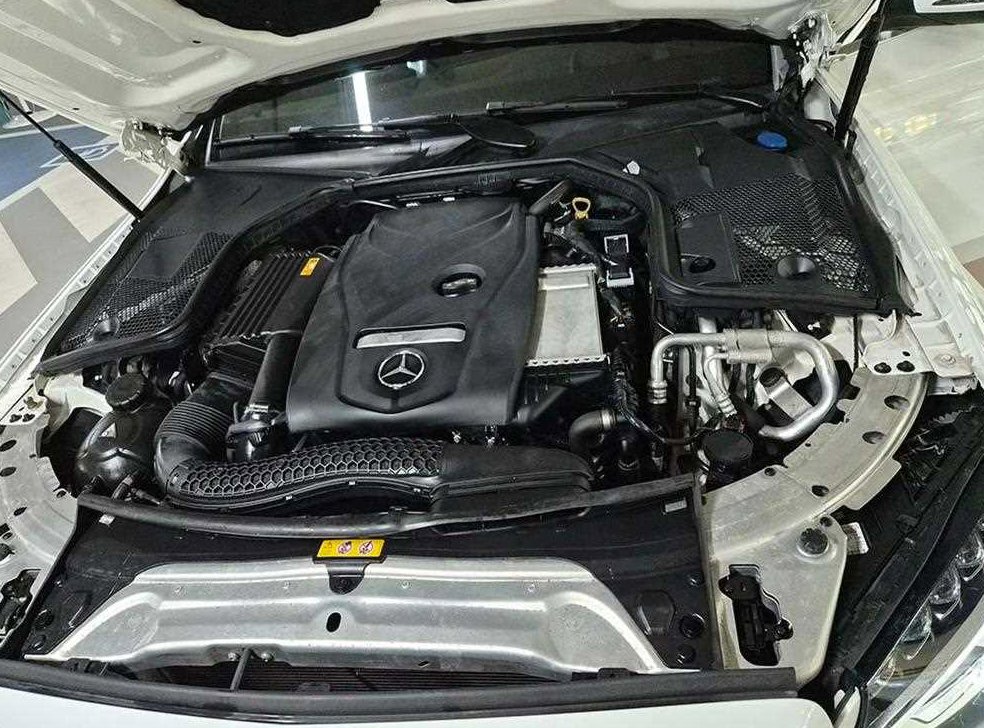 벤츠 C 클래스 C200 아방가르드 사진 19