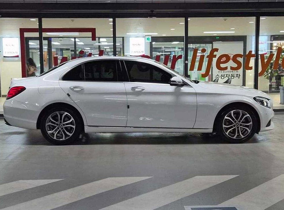 벤츠 C 클래스 C200 아방가르드 사진 3