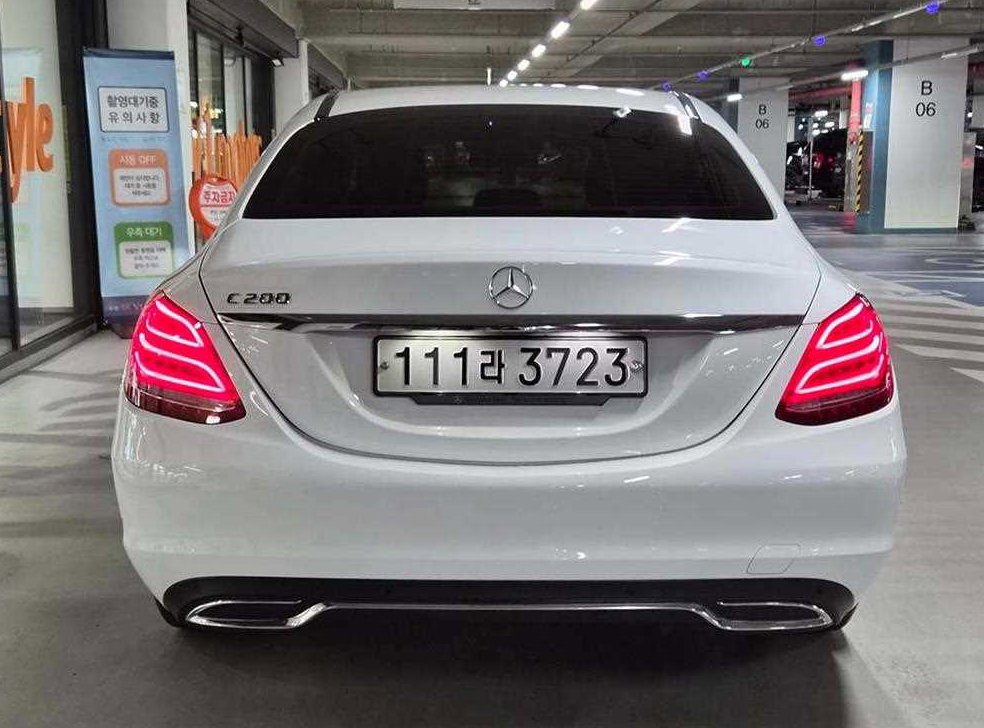 벤츠 C 클래스 C200 아방가르드 사진 5