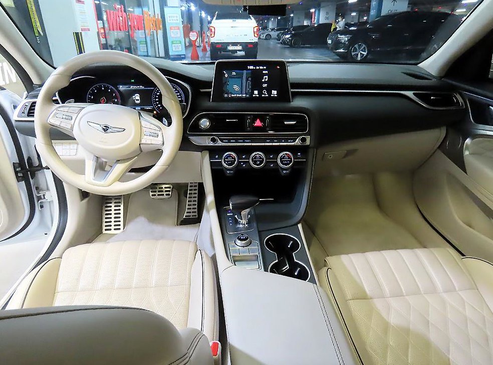 제네시스 G70 3.3T 스포츠 AWD 사진 10