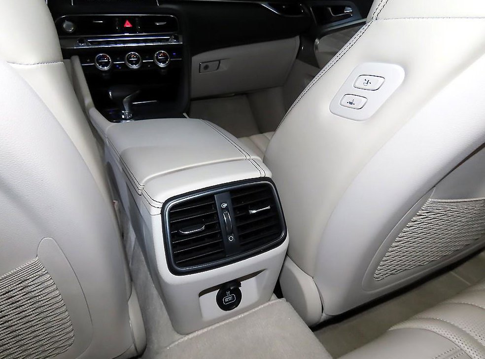 제네시스 G70 3.3T 스포츠 AWD 사진 16