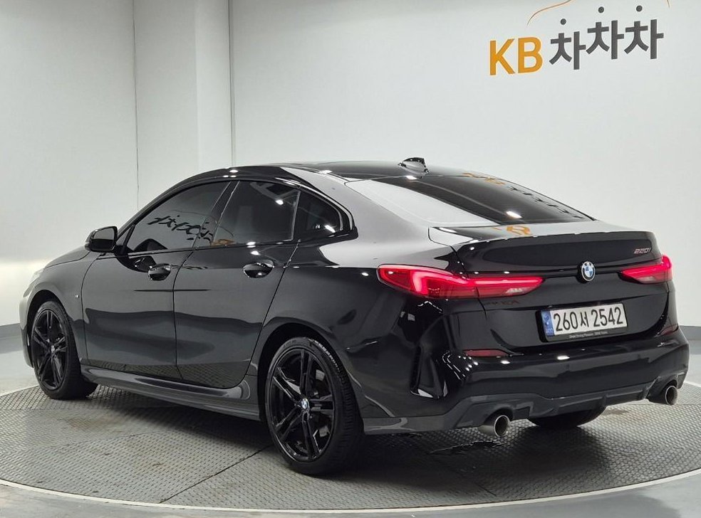 BMW 2시리즈 220i 그란쿠페 M스포츠 사진 2