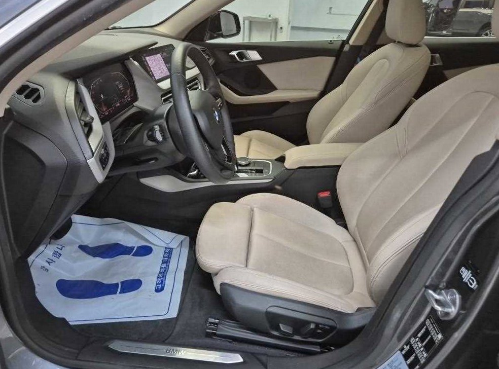 BMW 2시리즈 220d 어드밴티지 사진 11