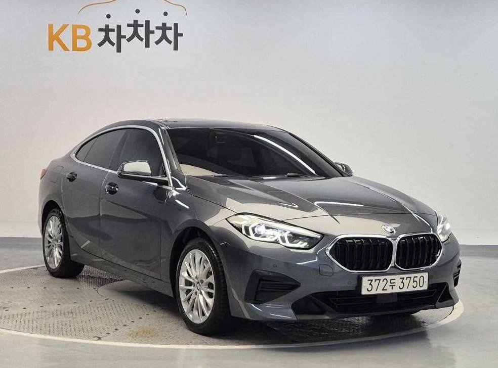BMW 2시리즈 220d 어드밴티지 사진 4