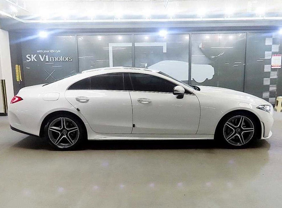 벤츠 CLS 클래스 CLS 300d AMG Line 사진 3