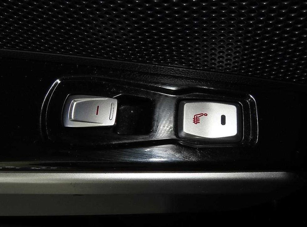 KG모빌리티(쌍용)  티볼리 가솔린 2WD 1.6 LX 사진 13