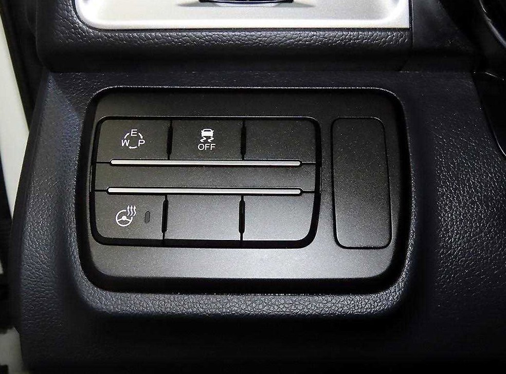 KG모빌리티(쌍용)  티볼리 가솔린 2WD 1.6 LX 사진 15