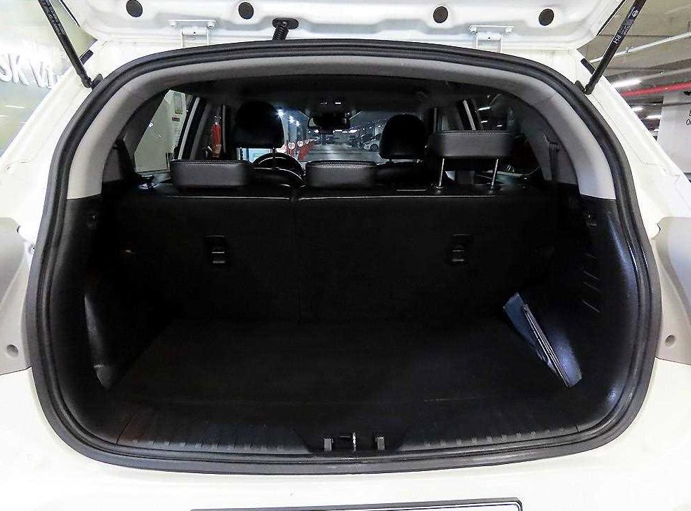 KG모빌리티(쌍용)  티볼리 가솔린 2WD 1.6 LX 사진 18