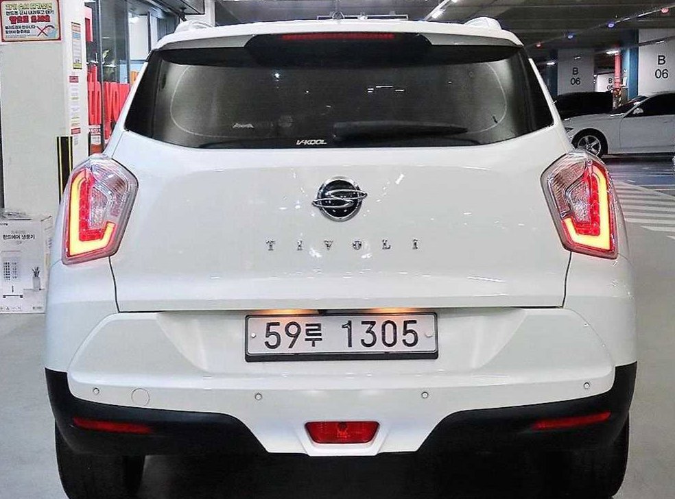 KG모빌리티(쌍용)  티볼리 가솔린 2WD 1.6 LX 사진 5