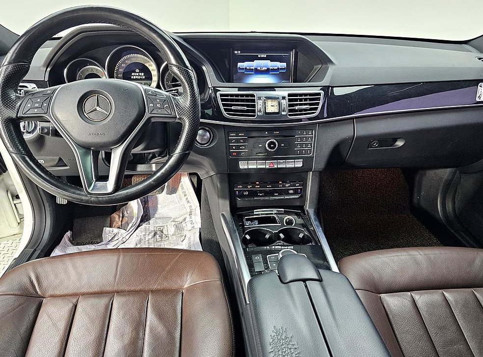 벤츠 E 클래스 E220 CDI 아방가르드 사진 5