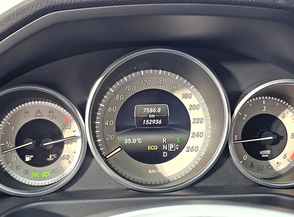 벤츠 E 클래스 E220 CDI 아방가르드 사진 7